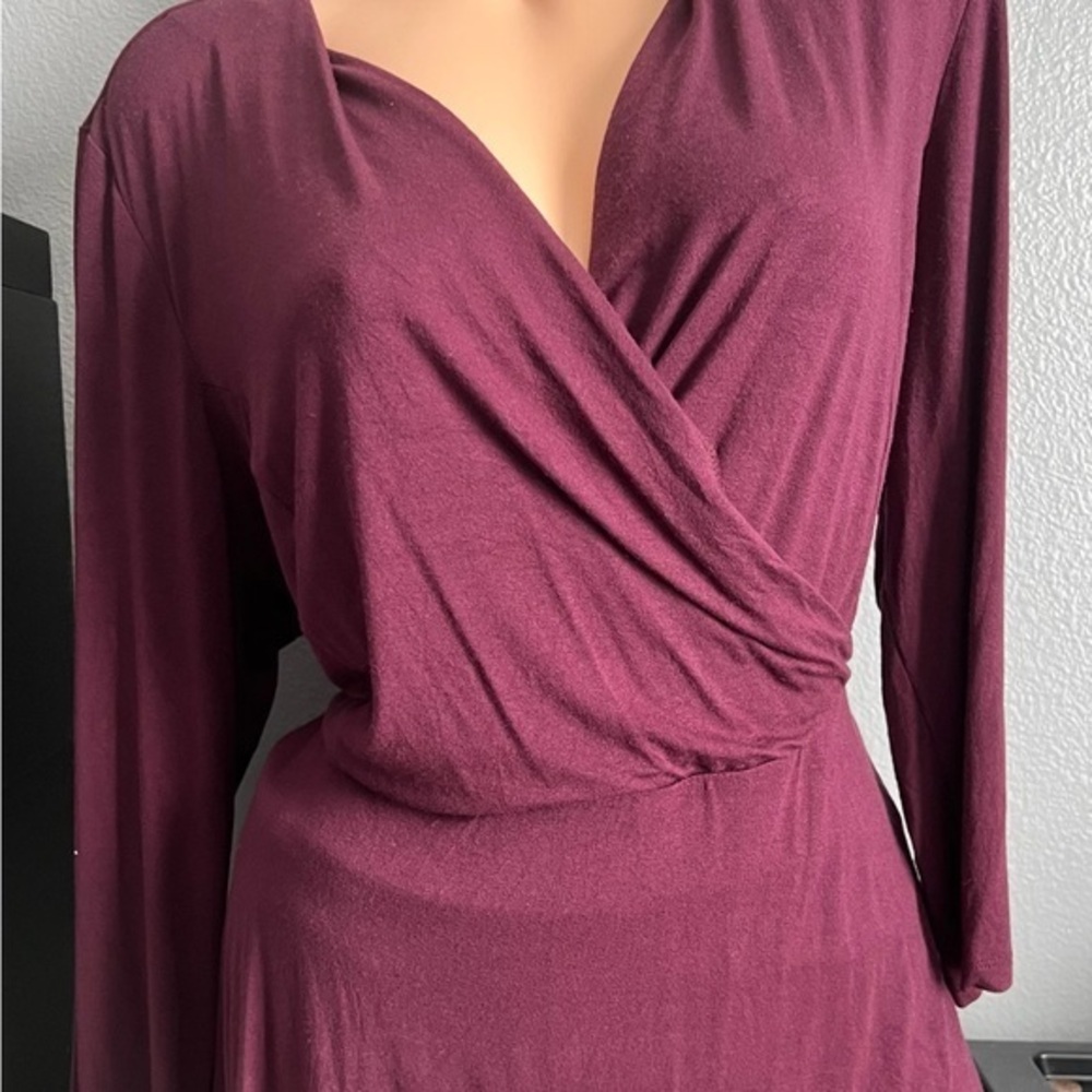 Lane Bryant burgundy long sleeve tie back top